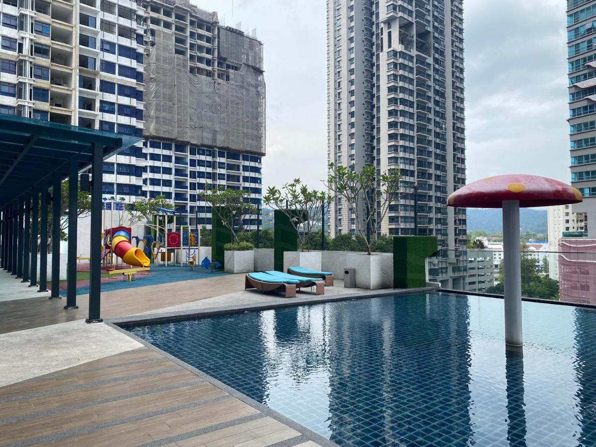 Reizz Residence By Leo Suites Kuala Lumpur Exterior photo